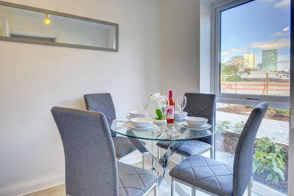 The Stratford Palace Apartment Birmingham Exterior foto